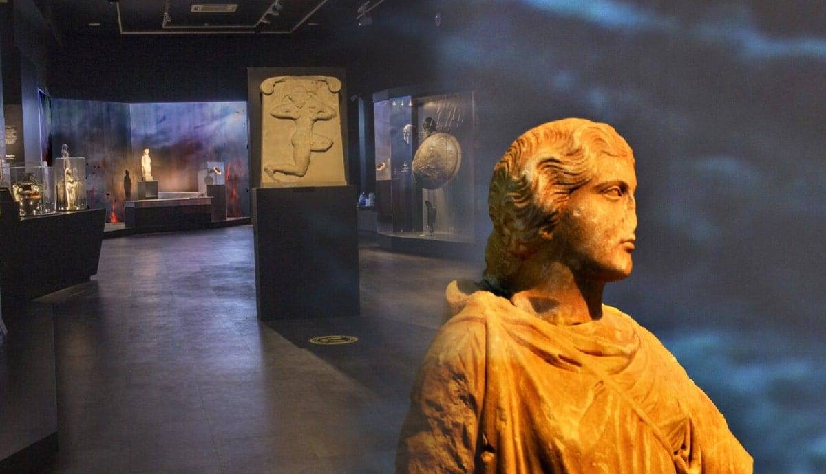 Una exposición griega celebra los 2.500 años de la batalla de Salamina