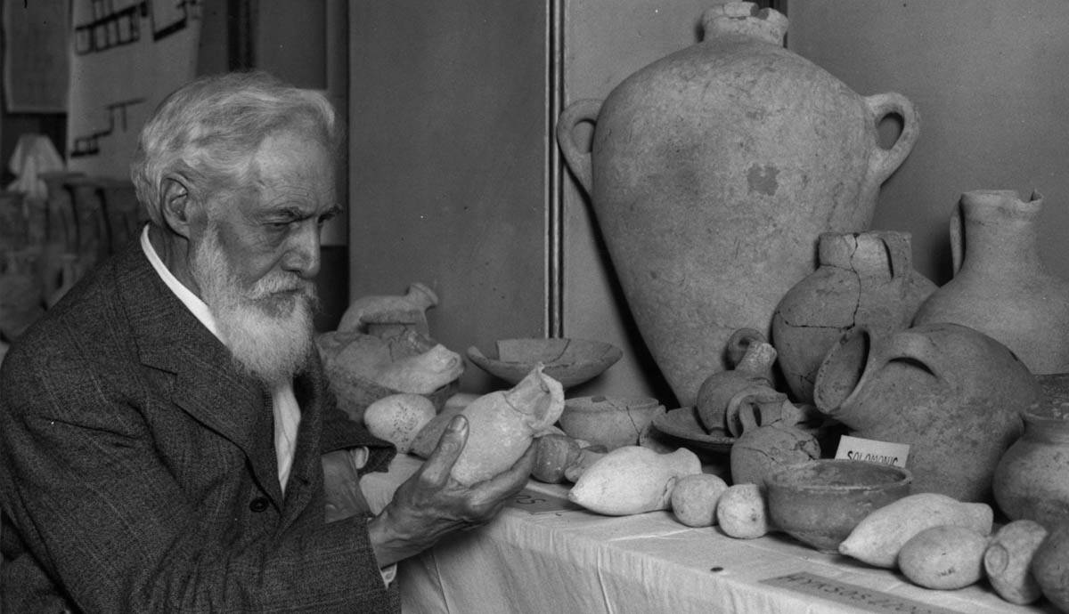 Flinders Petrie: padre de la arqueología
